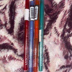 ✨✨NYX BUNDLE VIVID BRIGHTS  EYELINERS 4 DIFFERENT EYE LINER COLORS ✨✨